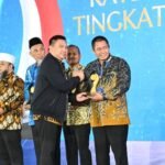 Walikota Pagar Alam Raih Penghargaan, Sukses Turunkan Angka Pengangguran